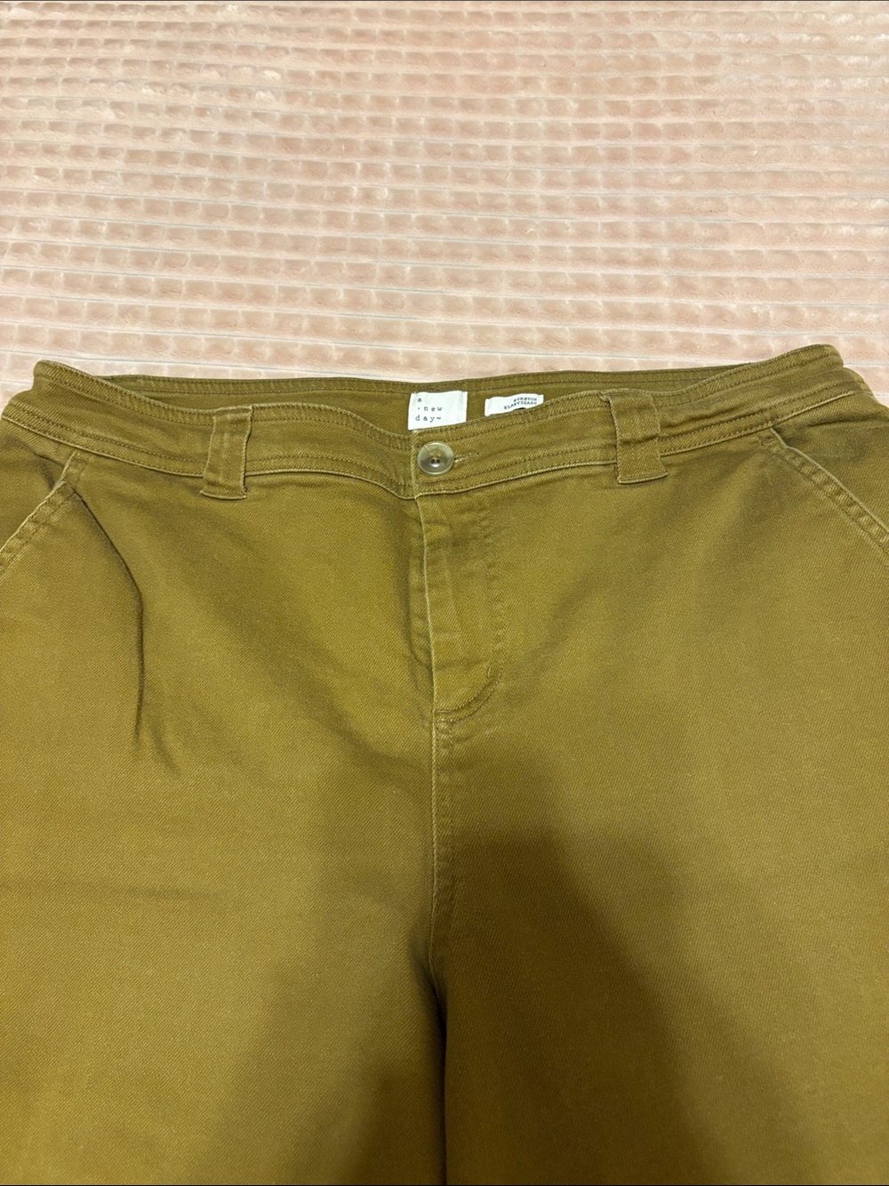 A new day Women’s Olive Green Pants sz 16